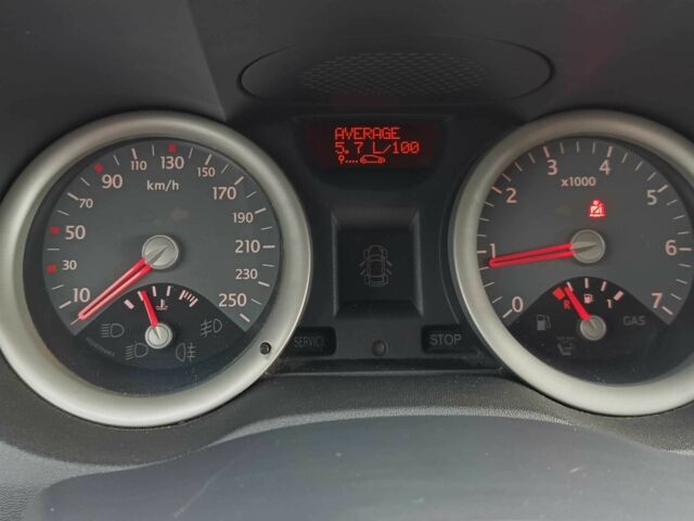 Синий Рено Меган, объемом двигателя 1.9 л и пробегом 404 тыс. км за 3300 $, фото 1 на Automoto.ua