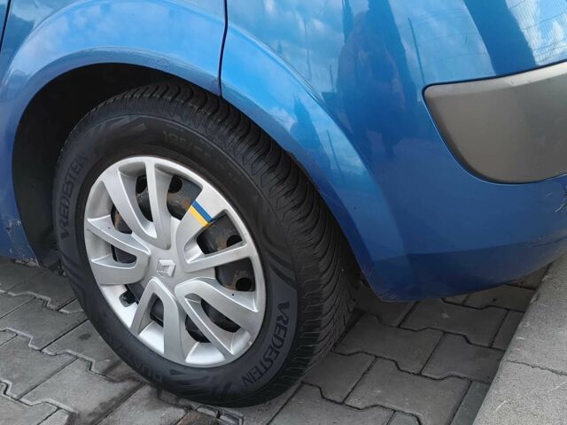 Синий Рено Меган, объемом двигателя 1.9 л и пробегом 404 тыс. км за 3300 $, фото 5 на Automoto.ua