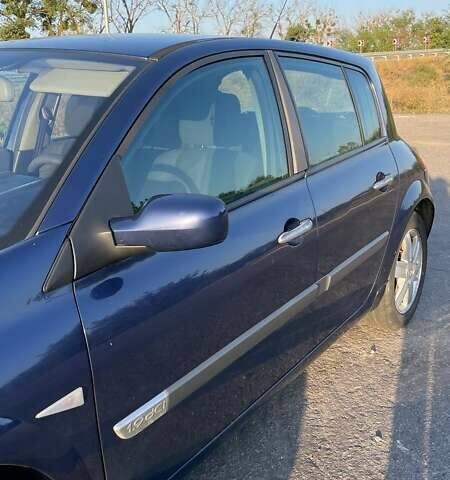 Синий Рено Меган, объемом двигателя 1.9 л и пробегом 274 тыс. км за 3500 $, фото 4 на Automoto.ua