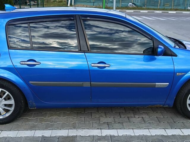 Синий Рено Меган, объемом двигателя 1.9 л и пробегом 404 тыс. км за 3300 $, фото 18 на Automoto.ua