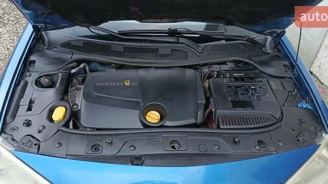 Синій Рено Меган, об'ємом двигуна 1.87 л та пробігом 402 тис. км за 3250 $, фото 29 на Automoto.ua