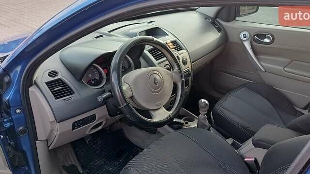 Синій Рено Меган, об'ємом двигуна 1.87 л та пробігом 402 тис. км за 3250 $, фото 12 на Automoto.ua