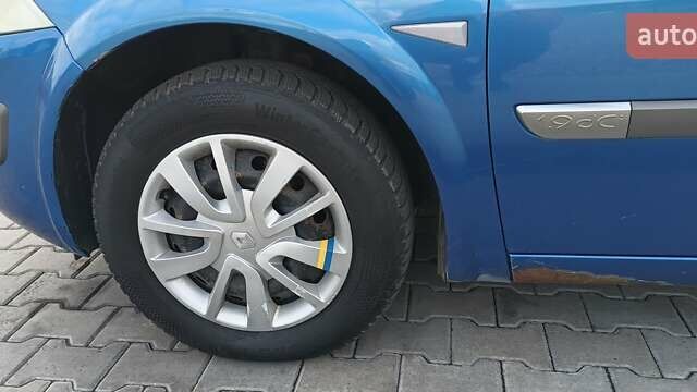 Синій Рено Меган, об'ємом двигуна 1.87 л та пробігом 402 тис. км за 3250 $, фото 5 на Automoto.ua