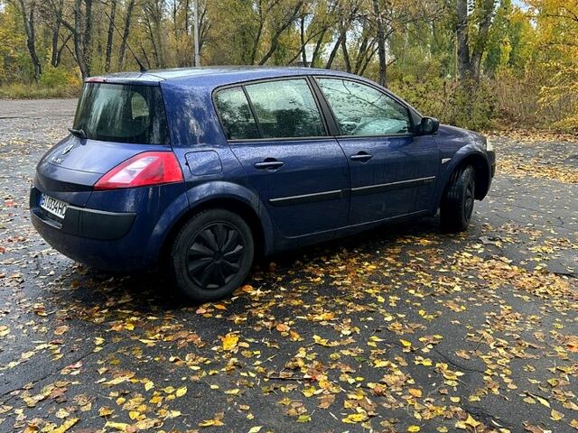 Синій Рено Меган, об'ємом двигуна 1.6 л та пробігом 300 тис. км за 3400 $, фото 2 на Automoto.ua