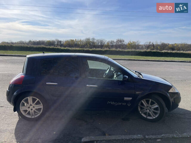 Синий Рено Меган, объемом двигателя 1.5 л и пробегом 314 тыс. км за 5000 $, фото 5 на Automoto.ua