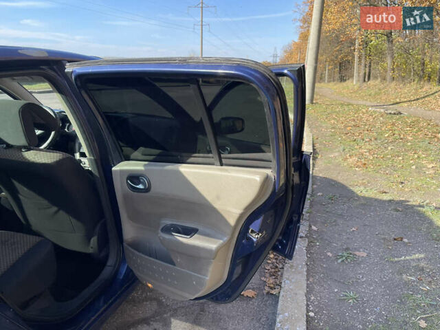 Синий Рено Меган, объемом двигателя 1.5 л и пробегом 314 тыс. км за 5000 $, фото 14 на Automoto.ua