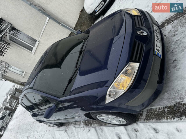 Синий Рено Меган, объемом двигателя 1.6 л и пробегом 182 тыс. км за 3700 $, фото 8 на Automoto.ua