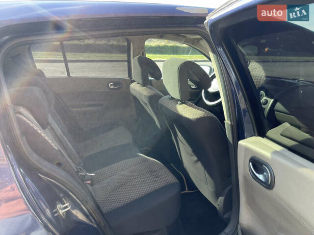 Синий Рено Меган, объемом двигателя 1.5 л и пробегом 314 тыс. км за 5000 $, фото 13 на Automoto.ua