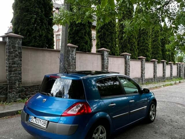 Синий Рено Меган, объемом двигателя 1.6 л и пробегом 267 тыс. км за 3500 $, фото 7 на Automoto.ua