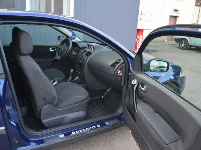 Синий Рено Меган, объемом двигателя 0 л и пробегом 310 тыс. км за 2750 $, фото 3 на Automoto.ua