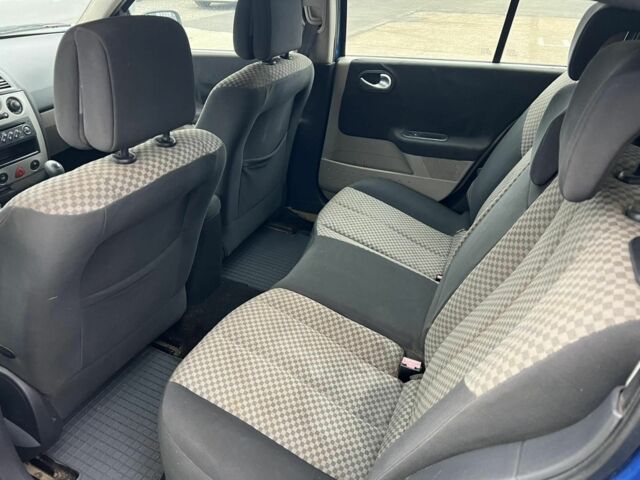 Синій Рено Меган, об'ємом двигуна 1.5 л та пробігом 315 тис. км за 2500 $, фото 7 на Automoto.ua