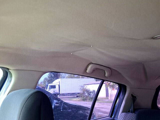 Синий Рено Меган, объемом двигателя 1.5 л и пробегом 300 тыс. км за 3900 $, фото 3 на Automoto.ua