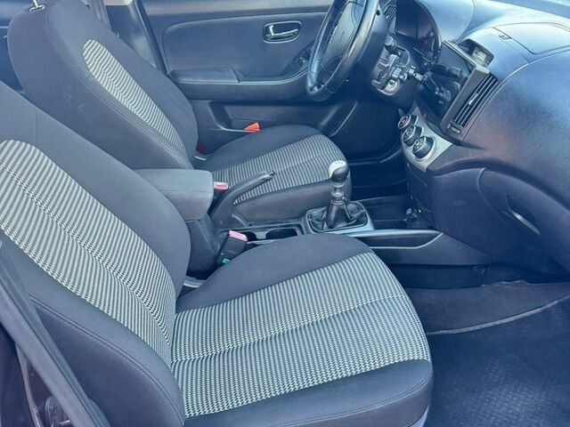 Синій Рено Меган, об'ємом двигуна 0 л та пробігом 250 тис. км за 2207 $, фото 5 на Automoto.ua