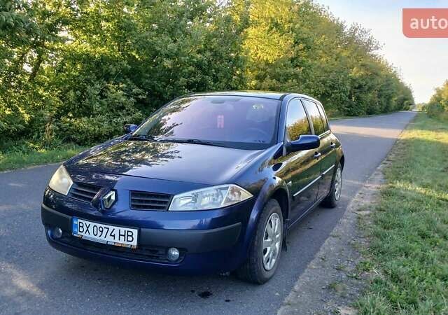 Синий Рено Меган, объемом двигателя 1.6 л и пробегом 206 тыс. км за 3200 $, фото 2 на Automoto.ua