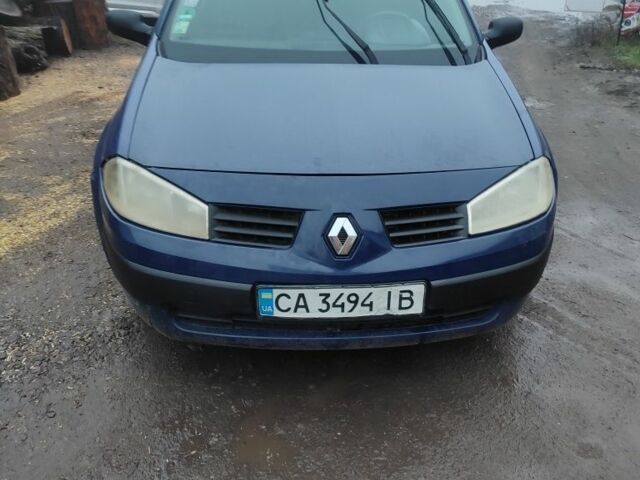 Синий Рено Меган, объемом двигателя 1.5 л и пробегом 200 тыс. км за 1500 $, фото 4 на Automoto.ua