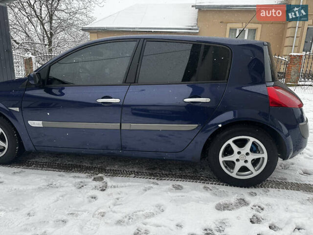 Синий Рено Меган, объемом двигателя 1.6 л и пробегом 182 тыс. км за 3700 $, фото 11 на Automoto.ua