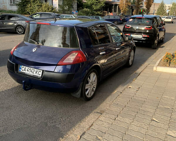 Синий Рено Меган, объемом двигателя 1.5 л и пробегом 314 тыс. км за 5000 $, фото 1 на Automoto.ua