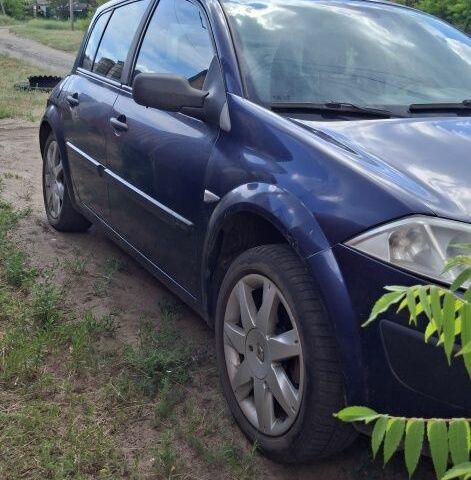 Синій Рено Меган, об'ємом двигуна 1.4 л та пробігом 325 тис. км за 3600 $, фото 1 на Automoto.ua