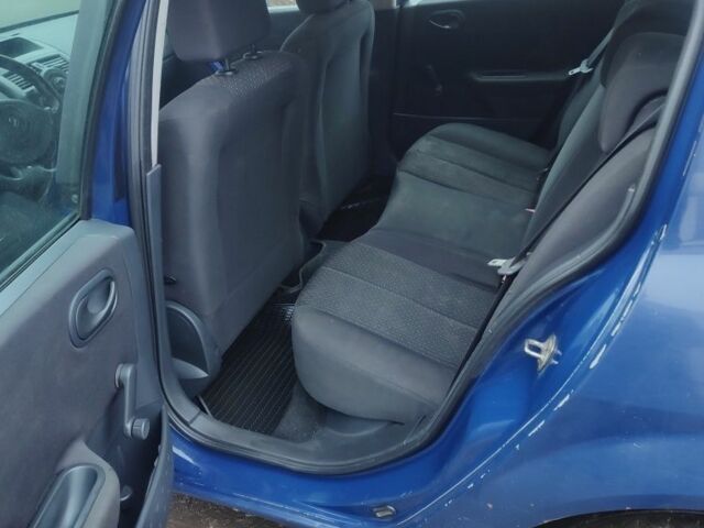 Синий Рено Меган, объемом двигателя 1.5 л и пробегом 200 тыс. км за 1500 $, фото 7 на Automoto.ua