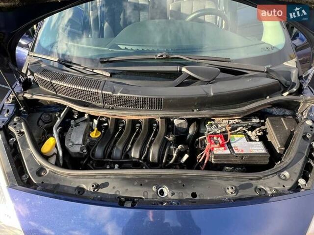 Синій Рено Меган, об'ємом двигуна 1.6 л та пробігом 219 тис. км за 3999 $, фото 58 на Automoto.ua