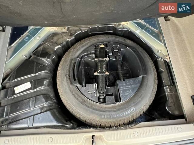 Синій Рено Меган, об'ємом двигуна 1.6 л та пробігом 219 тис. км за 3999 $, фото 55 на Automoto.ua