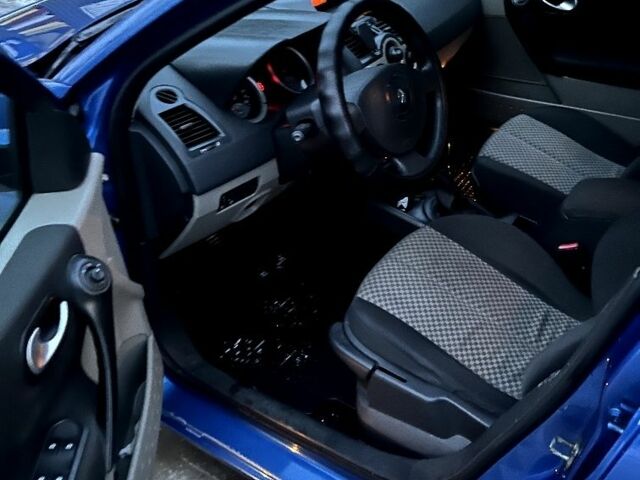 Синій Рено Меган, об'ємом двигуна 1.5 л та пробігом 280 тис. км за 3300 $, фото 9 на Automoto.ua