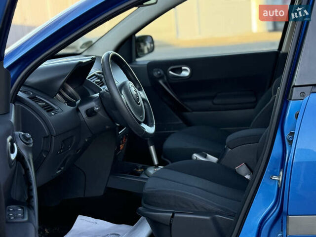 Синій Рено Меган, об'ємом двигуна 1.6 л та пробігом 200 тис. км за 5550 $, фото 21 на Automoto.ua