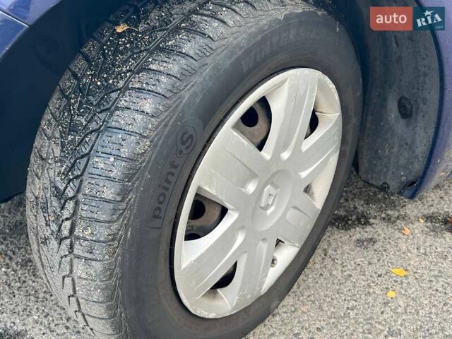 Синій Рено Меган, об'ємом двигуна 1.6 л та пробігом 219 тис. км за 3999 $, фото 14 на Automoto.ua