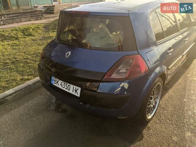 Синий Рено Меган, объемом двигателя 1.5 л и пробегом 324 тыс. км за 2700 $, фото 4 на Automoto.ua