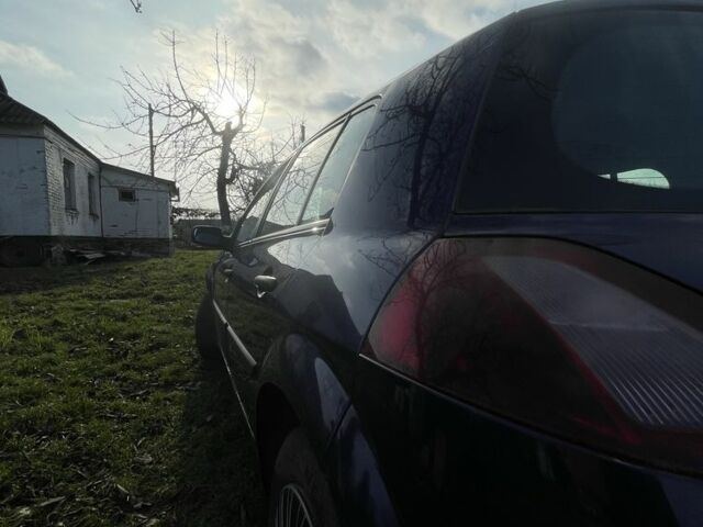 Синий Рено Меган, объемом двигателя 1.6 л и пробегом 200 тыс. км за 2800 $, фото 4 на Automoto.ua