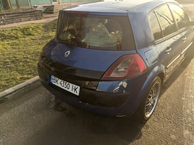 Синій Рено Меган, об'ємом двигуна 1.5 л та пробігом 324 тис. км за 2700 $, фото 3 на Automoto.ua