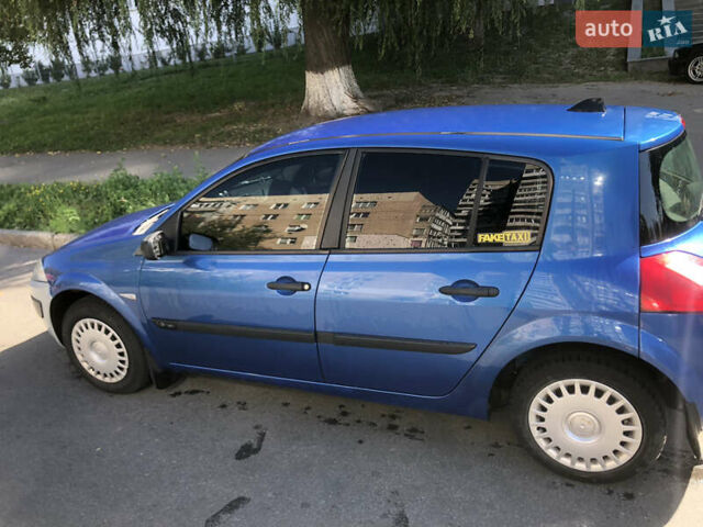 Синий Рено Меган, объемом двигателя 1.6 л и пробегом 228 тыс. км за 3400 $, фото 4 на Automoto.ua
