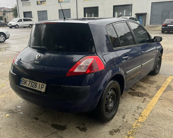 Рено Меган 2004 в Вараш (Кузнецовск) на Automoto.ua Синий Рено Меган, объемом двигателя 1.6 л и пробегом 240 тыс. км за 4600 $, фото 3 на Automoto.ua