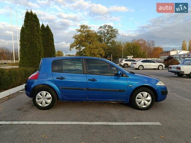 Синій Рено Меган, об'ємом двигуна 1.6 л та пробігом 299 тис. км за 2800 $, фото 7 на Automoto.ua