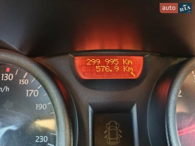 Синій Рено Меган, об'ємом двигуна 1.6 л та пробігом 299 тис. км за 2800 $, фото 13 на Automoto.ua