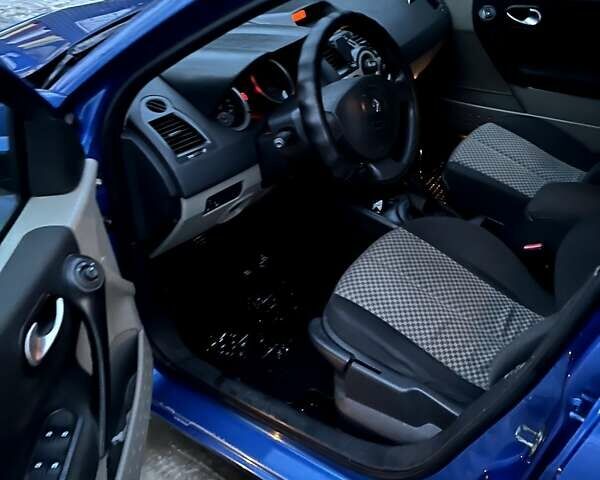 Синій Рено Меган, об'ємом двигуна 1.46 л та пробігом 280 тис. км за 3300 $, фото 9 на Automoto.ua