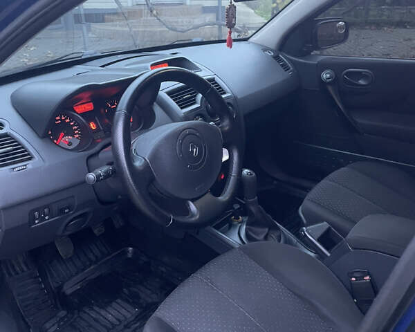 Синій Рено Меган, об'ємом двигуна 1.39 л та пробігом 277 тис. км за 4900 $, фото 17 на Automoto.ua