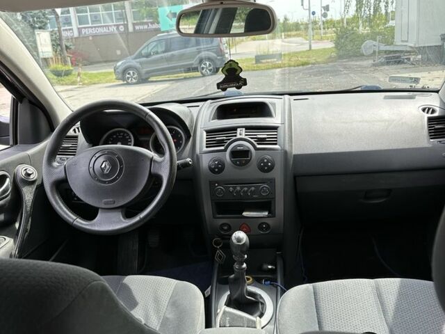 Синий Рено Меган, объемом двигателя 0 л и пробегом 235 тыс. км за 2700 $, фото 8 на Automoto.ua