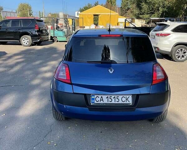Синий Рено Меган, объемом двигателя 1.4 л и пробегом 185 тыс. км за 3800 $, фото 2 на Automoto.ua