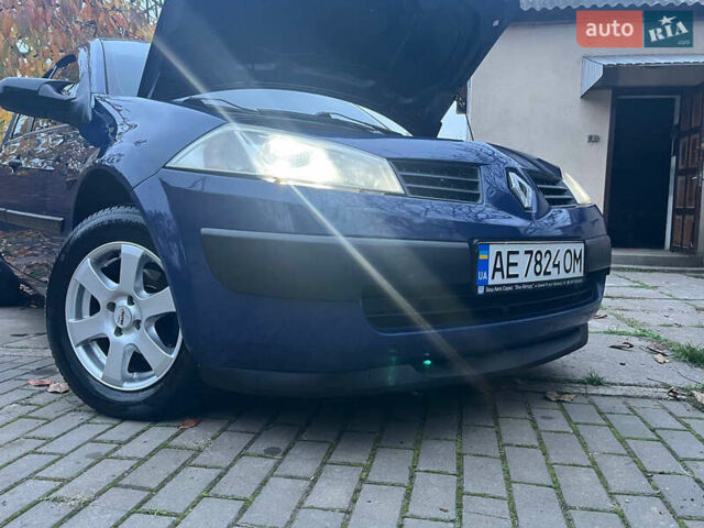 Синій Рено Меган, об'ємом двигуна 1.39 л та пробігом 277 тис. км за 4900 $, фото 32 на Automoto.ua