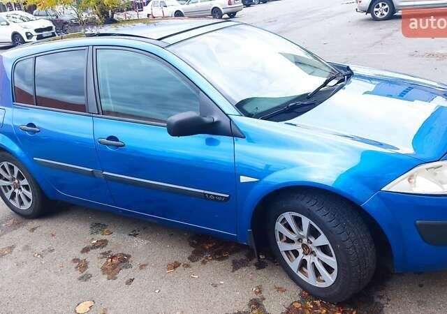 Синій Рено Меган, об'ємом двигуна 1.6 л та пробігом 224 тис. км за 4400 $, фото 5 на Automoto.ua