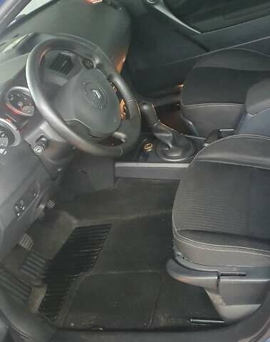 Синий Рено Меган, объемом двигателя 1.6 л и пробегом 106 тыс. км за 4400 $, фото 5 на Automoto.ua