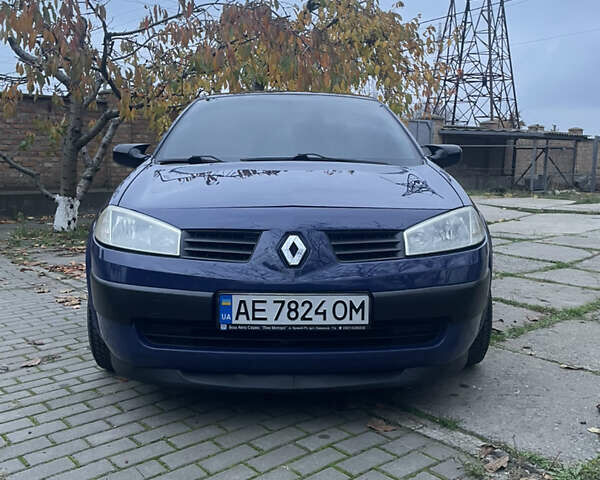 Синій Рено Меган, об'ємом двигуна 1.39 л та пробігом 277 тис. км за 4900 $, фото 2 на Automoto.ua