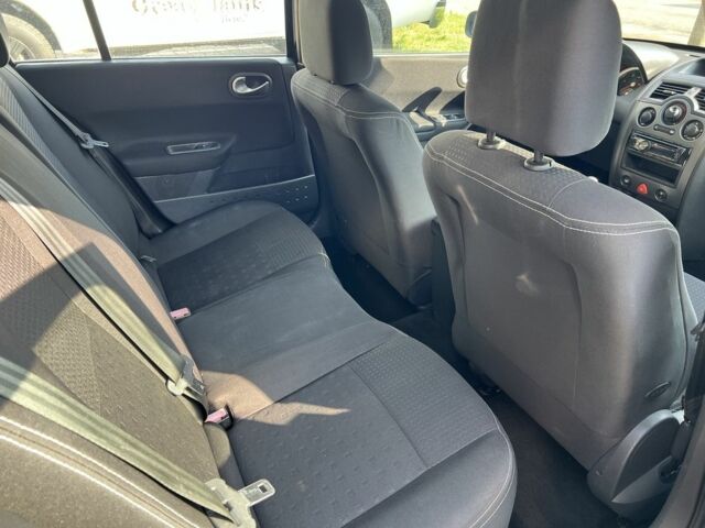 Синий Рено Меган, объемом двигателя 1.5 л и пробегом 334 тыс. км за 3100 $, фото 20 на Automoto.ua