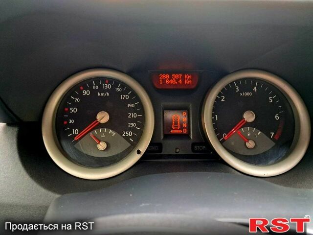 Рено Меган 2005 в Чернигове на Automoto.ua Синий Рено Меган, объемом двигателя 1.6 л и пробегом 260 тыс. км за 3850 $, фото 3 на Automoto.ua