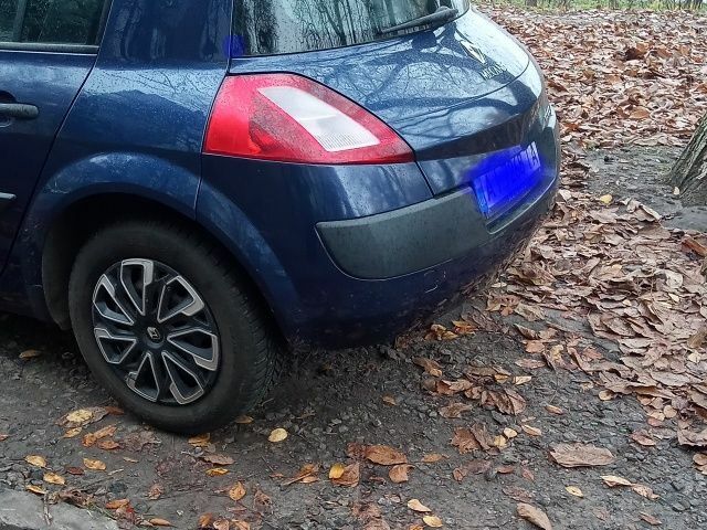 Синий Рено Меган, объемом двигателя 1.4 л и пробегом 236 тыс. км за 3500 $, фото 8 на Automoto.ua