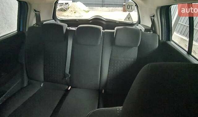 Синий Рено Меган, объемом двигателя 1.6 л и пробегом 106 тыс. км за 4400 $, фото 2 на Automoto.ua