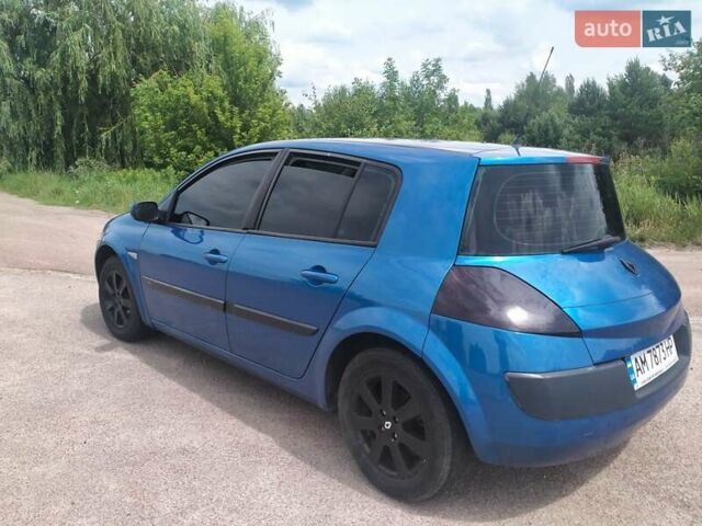 Синий Рено Меган, объемом двигателя 1.9 л и пробегом 300 тыс. км за 4000 $, фото 3 на Automoto.ua