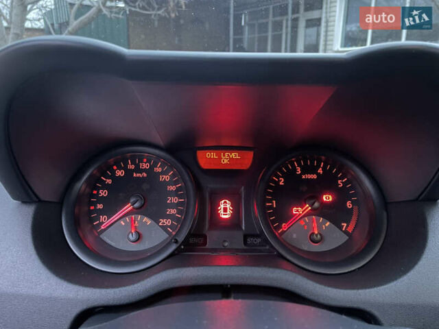 Синій Рено Меган, об'ємом двигуна 1.39 л та пробігом 277 тис. км за 4900 $, фото 27 на Automoto.ua