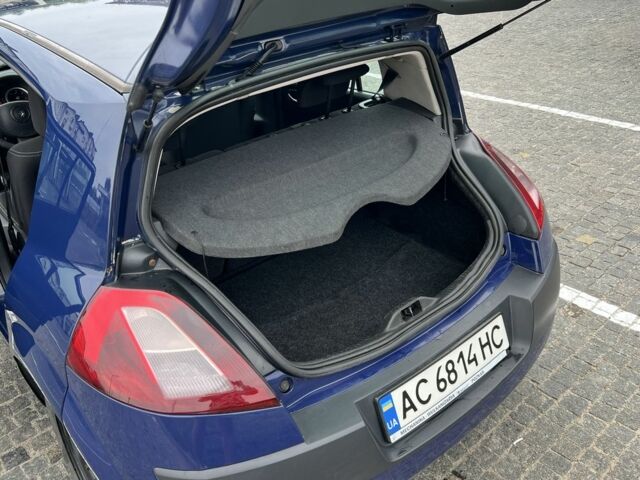 Синий Рено Меган, объемом двигателя 1.5 л и пробегом 334 тыс. км за 3100 $, фото 22 на Automoto.ua